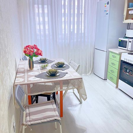 Ferienwohnung Go To Mercury Astana Exterior foto